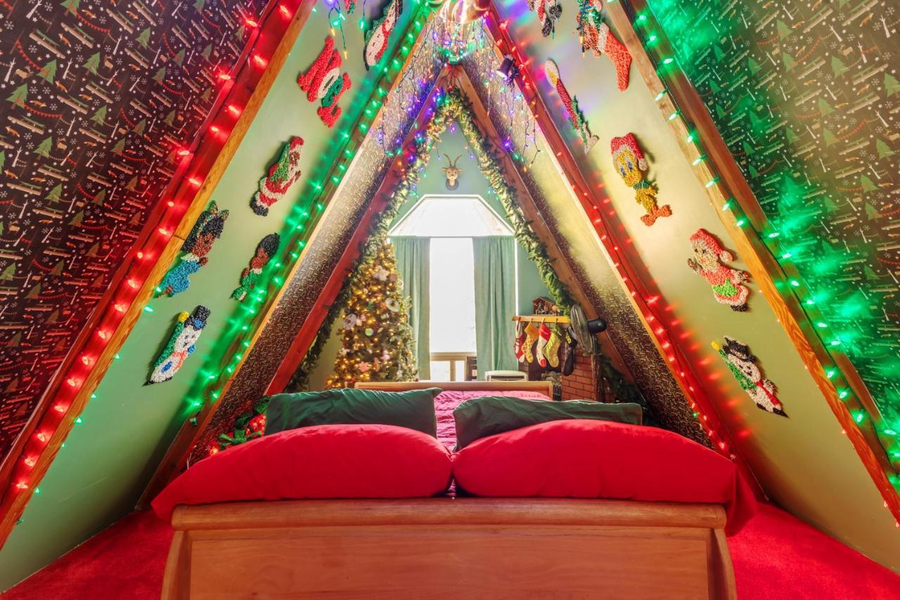 Hicksville Pines Chalets & Motel Idyllwild Bagian luar foto