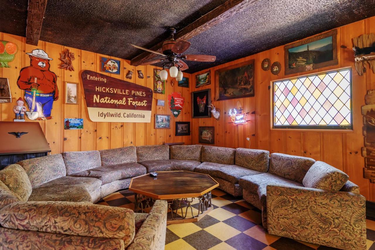 Hicksville Pines Chalets & Motel Idyllwild Bagian luar foto