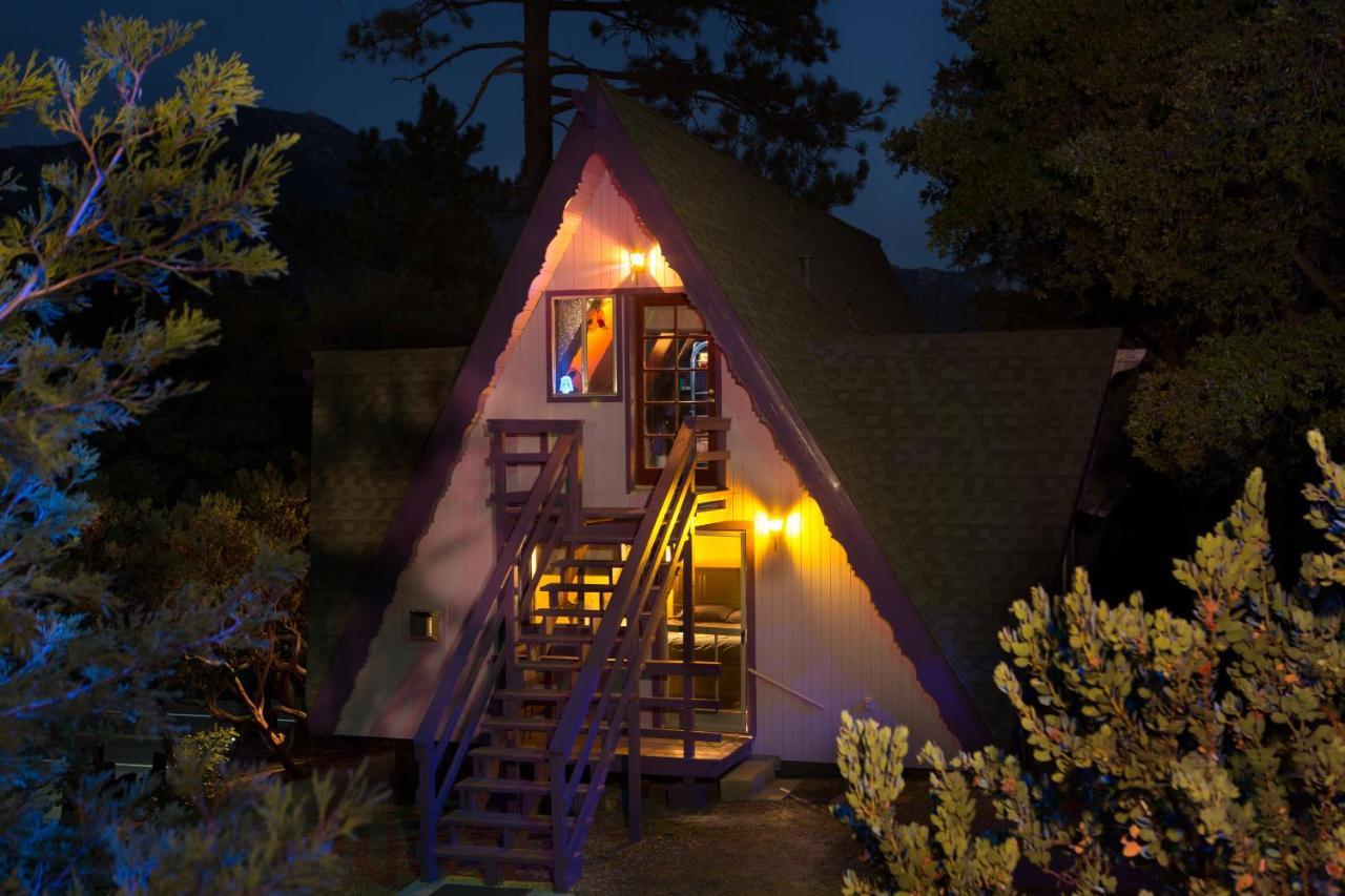 Hicksville Pines Chalets & Motel Idyllwild Bagian luar foto
