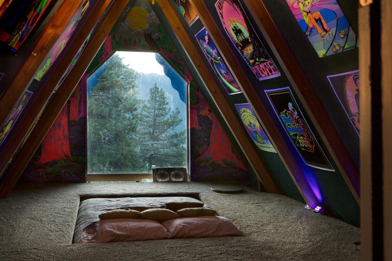 Hicksville Pines Chalets & Motel Idyllwild Bagian luar foto
